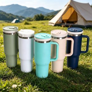 Gobelet isotherme de haute qualité, grande capacité 40oz, pour voiture, avec paille, poignée portable, pour extérieur et voyage, maintien au chaud 6-12 heures - Product Image 1