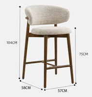 Tabouret de bar pivotant commercial moderne avec structure en métal et dossier en bois massif pour restaurant, café, usine