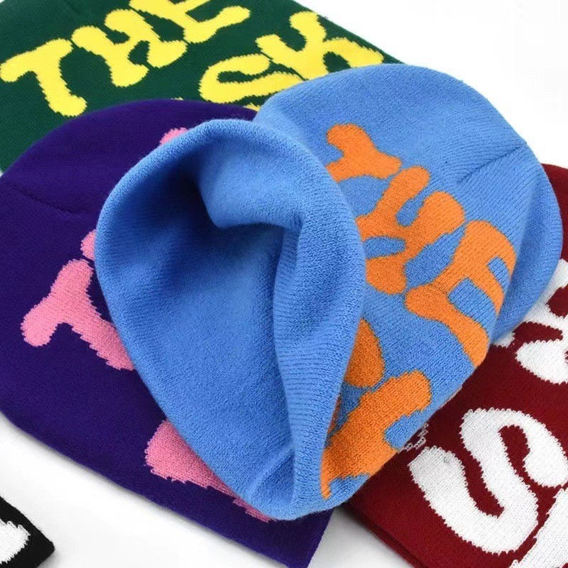 SUNDAYOFFCLUB Kaleidoscopic Arrow Logo Jacquard Beanie送料込 ☆SUNDAYOFFCLUB☆Kaleidoscopic Arrow Logo Jacquard Beanie