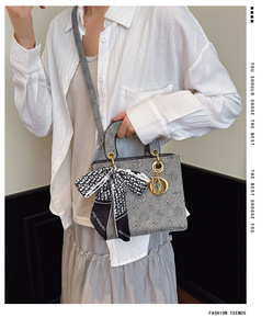 <span class=keywords><strong>Bolso</strong></span> de Lujo Ligero para Mujer, Estilo Diana, <span class=keywords><strong>Pequeño</strong></span>, Cuadrado, con Cierre y Correa Única, Color de Moda, Nuevo Estilo 2026 - Product Image 6