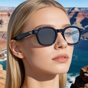 Gafas de sol fotocromáticas ZT-99301 para mujer, UV400, montura de PC, clase 2, gafas de sol cuadradas, montura pequeña, estilo para exteriores - Product Image 3