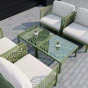 Novo Conjunto de Móveis de Jardim Moderno Verde em Ferro para Exterior, Cadeiras de Jardim à Prova de Intempéries, Mesa de Café para Pátio, Parque e Hotel - Product Image 4