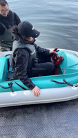 Mini Jet Ski Électrique en Fibre de Verre Haute Qualité 72V 60Ah Batterie Lithium Ternaire 13KW 0-45KM/H Amélioré Personnalisé pour Une Personne