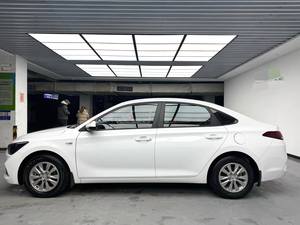 Hyundai Elantra 1.6L Automatique GLS Value Edition (Conduite à Gauche) : un best-seller sur le marché chinois des voitures d'occasion - Product Image 4