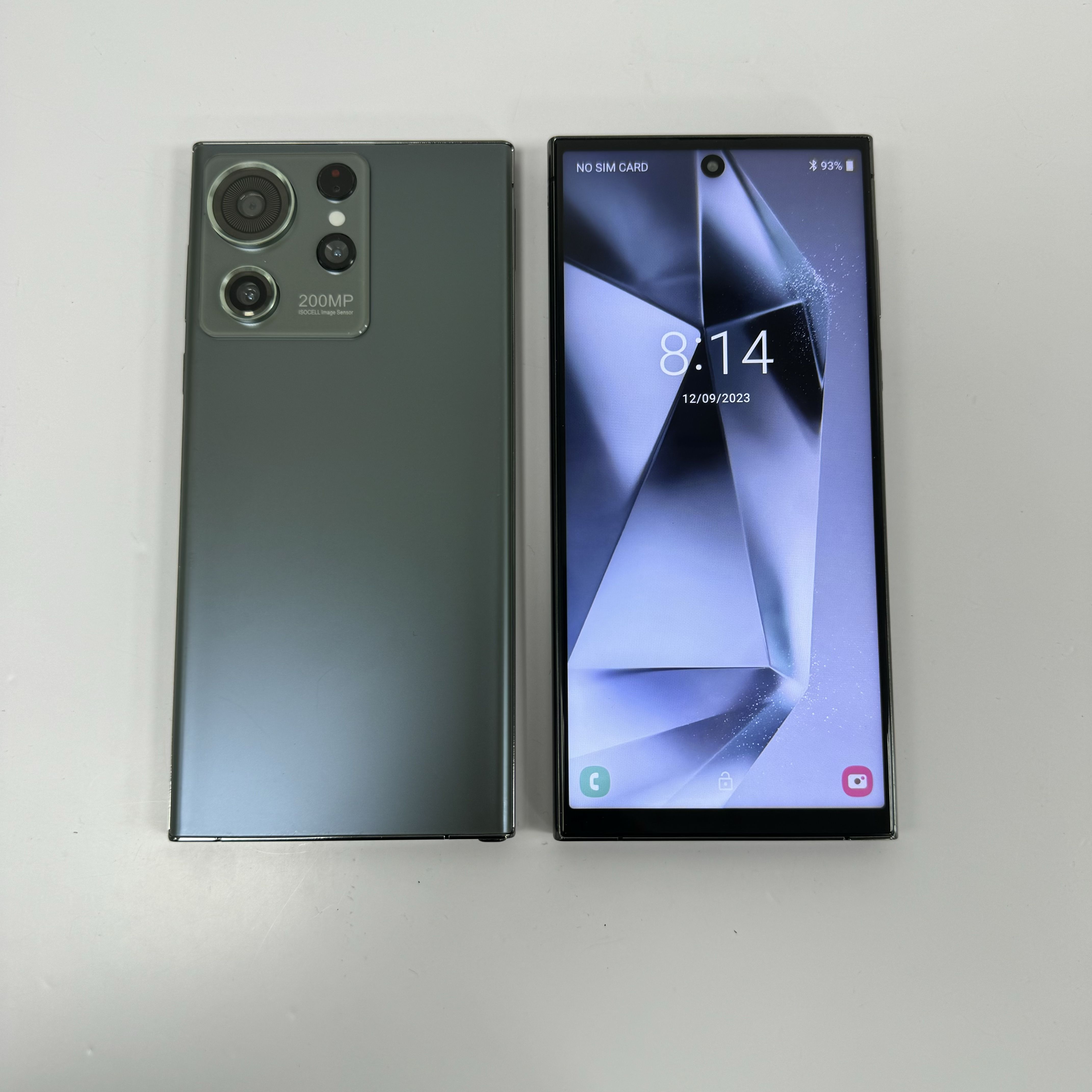 สีเขียว