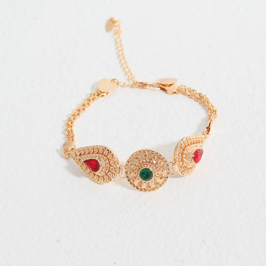 Vente en gros de bijoux tendances en cuivre plaqué or 18 ct avec zircon cubique bracelet pour femme en diamant personnalisé