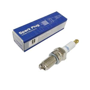 D8EA bujía Bujia Universal para Motos <span class=keywords><strong>Honda</strong></span> Yamaha - Product Image 1