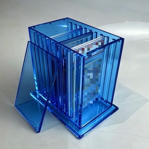 Présentoir en acrylique haut de gamme personnalisé à 10 compartiments pour cartes gradées, idéal pour la présentation de cartes TCG de luxe - Product Image 1