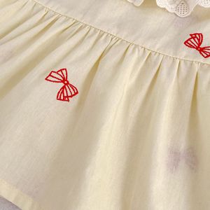 Completo Estivo per Ragazze in Cotone con Top con Colletto in Pizzo, Pantaloni Dritti e Fiocco Ricamato - Product Image 6