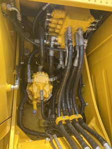 <b>Used</b> <b>Excavator</b> Komatsu PC110 11Ton Medium <b>Excavator</b> High-Pressure Hydraulic System Energy-Saving for Digging with CE EPA - Product Image 6