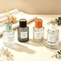 Diffuseur de parfum automatique de luxe haut de gamme 120 ml avec base volcanique pour chambre et voiture – Bouteille diffuseur d'air parfumé en gros