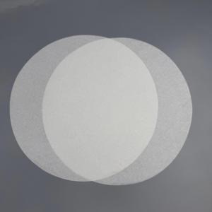 Papier de cuisson rond perforé jetable, double face, enduit de silicone, pour la cuisson à la vapeur des raviolis et des bao - Product Image 1