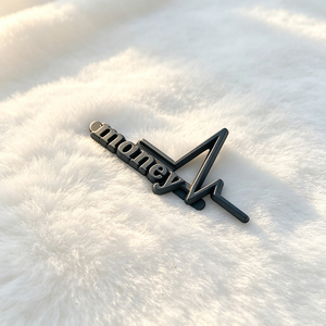 Étiquettes métalliques personnalisées pour vêtements, plaques de marque gravées haute précision pour vêtements - Product Image 2