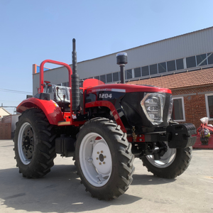 Tracteur agricole tout-terrain à quatre roues motrices, équipé d'une cabine, haute efficacité de production. Garantie d'un an - Product Image 3