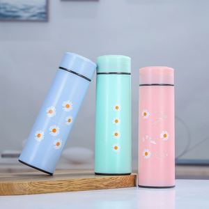 Tasse d'eau pour étudiant Little Daisy, avec filtre à thé, design élégant, en verre épais, isolée, en stock - Product Image 4