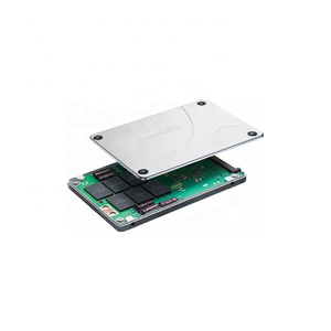Nuovo SSD Interno P4510 2TB 2.5'' PCIe 3.1 X4 3D2 TLC per Server - Product Image 4