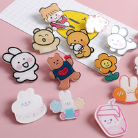 Produsen Pin Akrilik Kustom Pin Akrilik Glitter Transparan Lencana Pin Akrilik Bentuk Kustom Kartun Lucu Anime Kpop Gantungan Rantai Akrilik