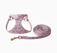 Set Harnesses dan Tali Anjing Mewah Desainer, Bahan Katun Lukis Tangan, Bernapas, Ringan, Bermotif Bunga