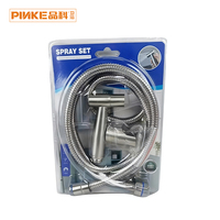 Kit WC moderne pour hôtels en acier inoxydable, emballage sous blister, avec douchette shattaf, douchette à jet, pulvérisateur à main et pulvérisateur bidet, facile à utiliser