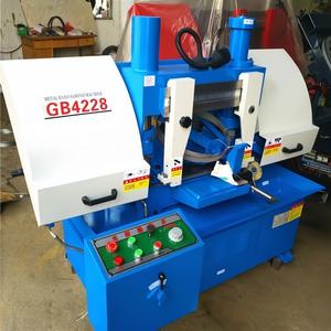 Sierra <span class=keywords><strong>de</strong></span> cinta horizontal para metal GB4228, máquina <span class=keywords><strong>de</strong></span> sierra <span class=keywords><strong>de</strong></span> cinta para metal, puede cortar y ensartar barras <span class=keywords><strong>de</strong></span> acero, alimentación automática - Product Image 2