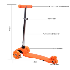 <span class=keywords><strong>Patinete</strong></span> Plegable de Tres Ruedas para Niños con Luces Intermitentes de 118 mm Ajustables - Product Image 5