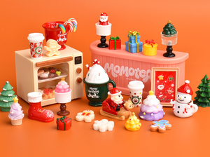 Accessoires DIY de la série Noël et Halloween : Breloques <span class=keywords><strong>en</strong></span> résine, miniatures de nourriture, <span class=keywords><strong>bonhomme</strong></span> de neige, homme <span class=keywords><strong>en</strong></span> <span class=keywords><strong>pain</strong></span> <span class=keywords><strong>d</strong></span>'épices, <span class=keywords><strong>d</strong></span>écorations festives - Vente chaude - Product Image 4