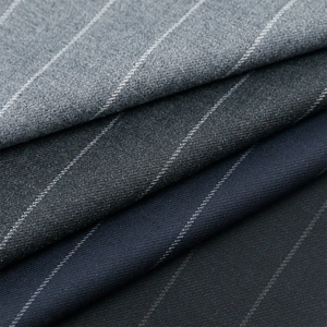 Premium Stripe 15W 20R 62P 3SP Lana/Tejido de poliéster Lana Traje de tela Raya para prendas de vestir de hombre - Product Image 3