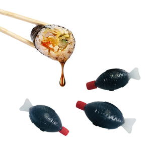 Jolion Số Lượng Lớn Bán Buôn Bao Bì Nhỏ 8Ml Tự Nhiên Ủ Nhật Bản Sushi Sashimi Thực Phẩm Cá Hình Dạng Chai Nước Sốt Đậu Nành - Product Image 3