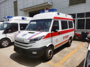 Ambulancia Diésel 4x2 China con Silla de Camilla, Luz Superior, Sirena, Silenciador, Varios Adornos, Vehículo Médicamente Equipado - Product Image 3