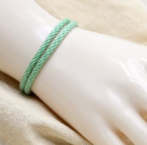 กำไลข้อมือทอแบบสายสีปรับได้สำหรับชายหญิง,กำไลข้อมือเส้นด้ายฝ้ายแบบกัญชงสำหรับให้ของขวัญใช้ได้ทั้งชายและหญิง - Product Image 3