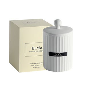 Bougie parfumée en cire de soja avec mèche en bois et boîte cadeau en céramique, longue durée, décoration d'intérieur, cadeau de mariage ou d'anniversaire - Product Image 1