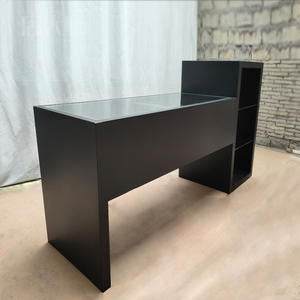 Vitrina <span class=keywords><strong>de</strong></span> Exhibición <span class=keywords><strong>de</strong></span> Joyería Duradera con Iluminación LED <span class=keywords><strong>de</strong></span> <span class=keywords><strong>Vidrio</strong></span> Transparente <span class=keywords><strong>y</strong></span> <span class=keywords><strong>Hierro</strong></span> <span class=keywords><strong>Forjado</strong></span> Negro, Mesa <span class=keywords><strong>de</strong></span> Agua Fluida para Boutique <span class=keywords><strong>de</strong></span> Tocados <span class=keywords><strong>de</strong></span> Jade - Product Image 4