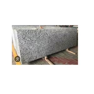 Dalles de granit de qualité export, pierre naturelle, tailles personnalisées, finition polie pour comptoirs de cuisine et intérieurs modernes - Product Image 2