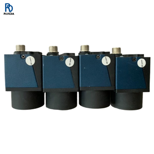 Motor Servo Industrial de Alto Rendimiento MER-132-30GC MER-120-25GC, Motor de Imán Permanente de Alto Torque para Automatización y Control de Movimiento - Product Image 1
