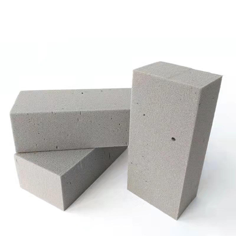 Boue de fleurs séchées grise