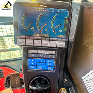 Excavadora Usada Komatsu PC240-8 de Tamaño Mediano, Robusta y Productiva, para Corte de Taludes y Excavación de Zanjas en Proyectos de Infraestructura - Product Image 6