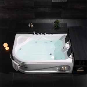 Baignoire moderne minimaliste triangulaire en acrylique pour 2 personnes, 1,8 m, <span class=keywords><strong>chauffage</strong></span> à température constante, 16 jets, baignoires spa pour usage intérieur en villa - Product Image 1