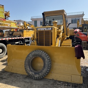 Bulldozer CAT D6D d'occasion, bulldozer à chenilles Caterpillar D6D d'origine en bon état de fonctionnement D5K SD13 SD16 D5N D6G - Product Image 6