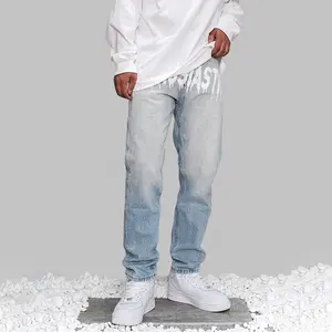 Custom Streetstyle Straight Leg Denim Jeans Men Slim Fit Jeans For Men Denim Jean With Letter Graffiti Printing