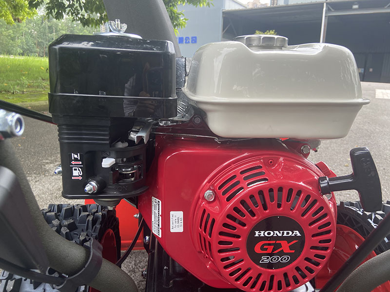 CAGI 除雪機 ガソリンエンジン 赤 ホンダGX160エンジン搭載22インチ自走式スノーブロワー