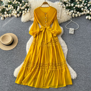 Abito <span class=keywords><strong>Giallo</strong></span> in Pizzo Traforato Ricamato da Donna a <span class=keywords><strong>Maniche</strong></span> <span class=keywords><strong>Lunghe</strong></span> a Vita Alta con Taglio ad A - Product Image 1