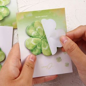 Creative Simulation Leaf Sticky Notes Fresh Message Memo Pads with Back-to-School Essentials Student Stationery <b>Small</b> Gifts - Product Image 4