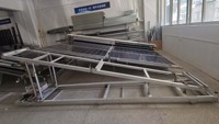 Véhicule de transfert solaire MR-AR Shuttle pour robot à double panneau avec alignement automatique par pont-rail pour robot de nettoyage solaire
