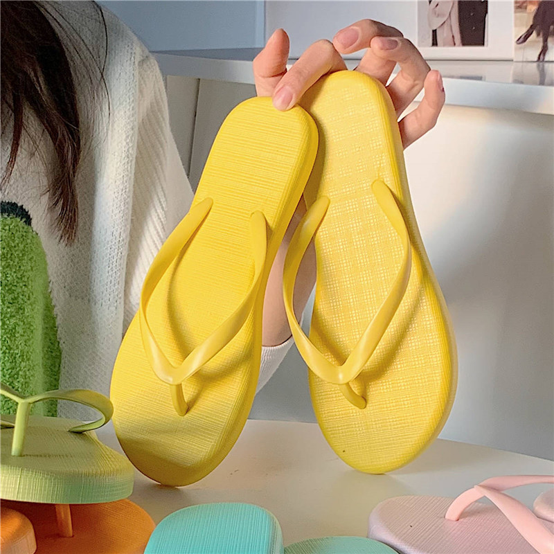 Simple Solid Color Comfortable Slippers Flip Flops Women Summer Beach Flipflops