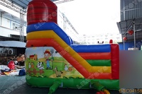 Lilytoys 2025 nouveau Design ferme thème maisons sautantes vache laitière videurs gonflables cochon château plein d'entrain avec toboggan