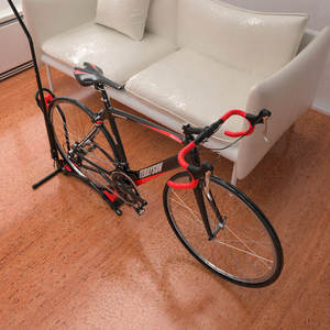 <span class=keywords><strong>Support</strong></span> de vélo vertical en acier, type <span class=keywords><strong>appartement</strong></span>, <span class=keywords><strong>support</strong></span> de stationnement au sol <span class=keywords><strong>pour</strong></span> un rangement stable des vélos, <span class=keywords><strong>support</strong></span> de réparation - Product Image 6