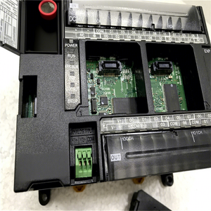 CP1L-EM40DR-D Controllore PAC Industriale con Controller Dedicati per Programmazione PLC - Product Image 3