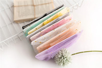 Chaussettes de printemps et d'été en maille transparente pour femmes Chaussettes fines de fée de couleur pure Paillettes Star Middle Tube Pile Chaussettes