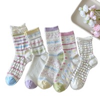 Chaussettes d'été pour femmes à nœud papillon rayé avec trous en maille ouverte et design tubulaire, anti-emmêlement, sans os