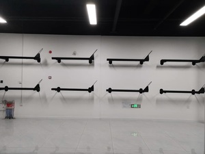 Espositore da Parete per Biciclette in Acciaio Rinforzato, Design Impermeabile, Personalizzabile, per Negozi al Dettaglio e Uso Interno - Product Image 5